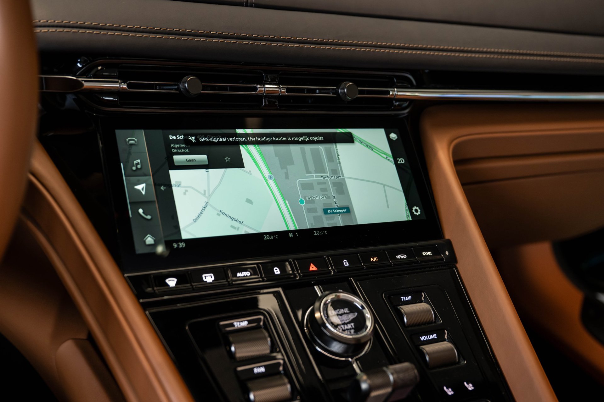 Foto van Aston Martin Db12 Volante