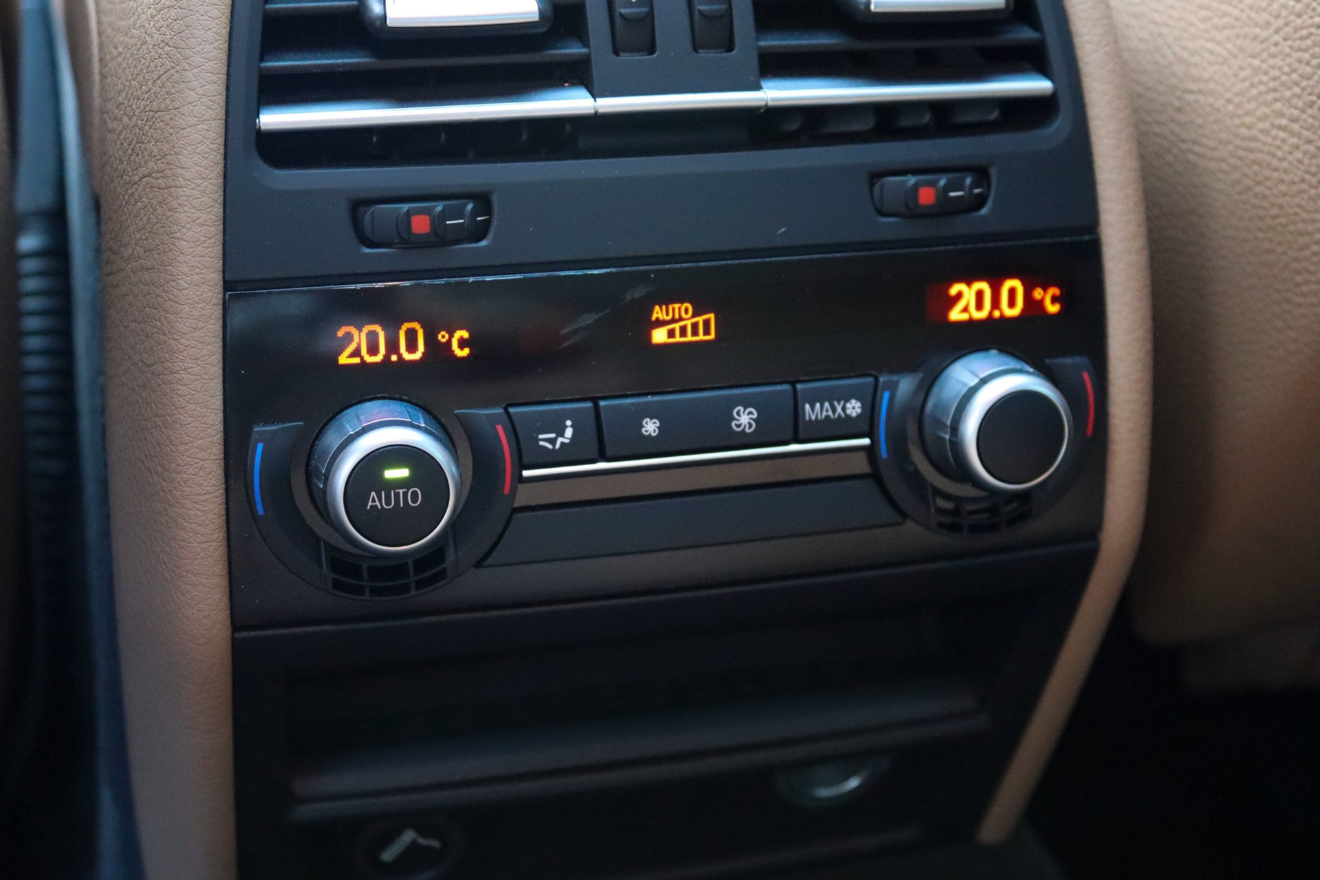 Foto van BMW 750i