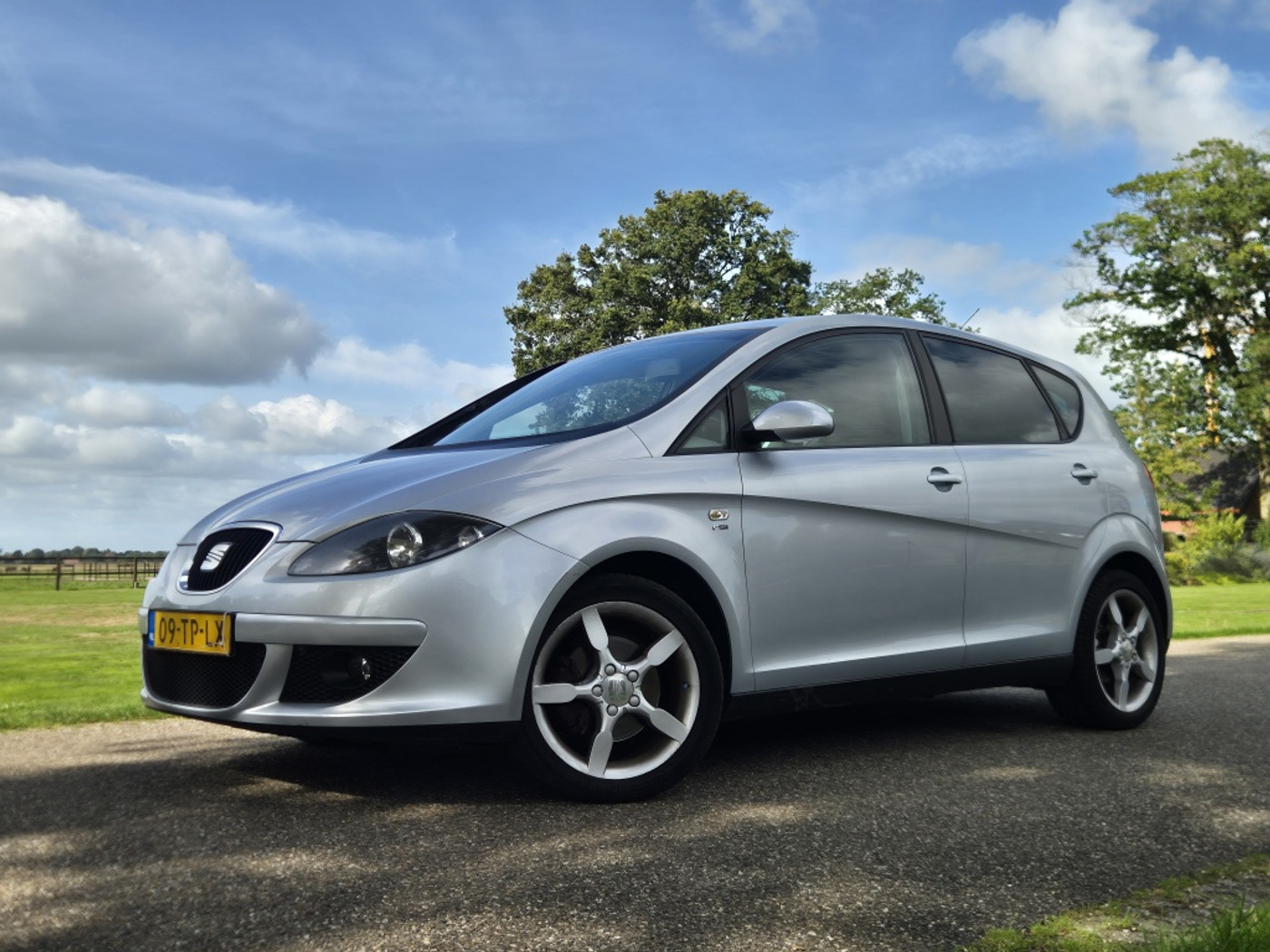 Seat Altea 2.0 Lifestyle, Automaat, Nieuwe APK 2007 - voorkant