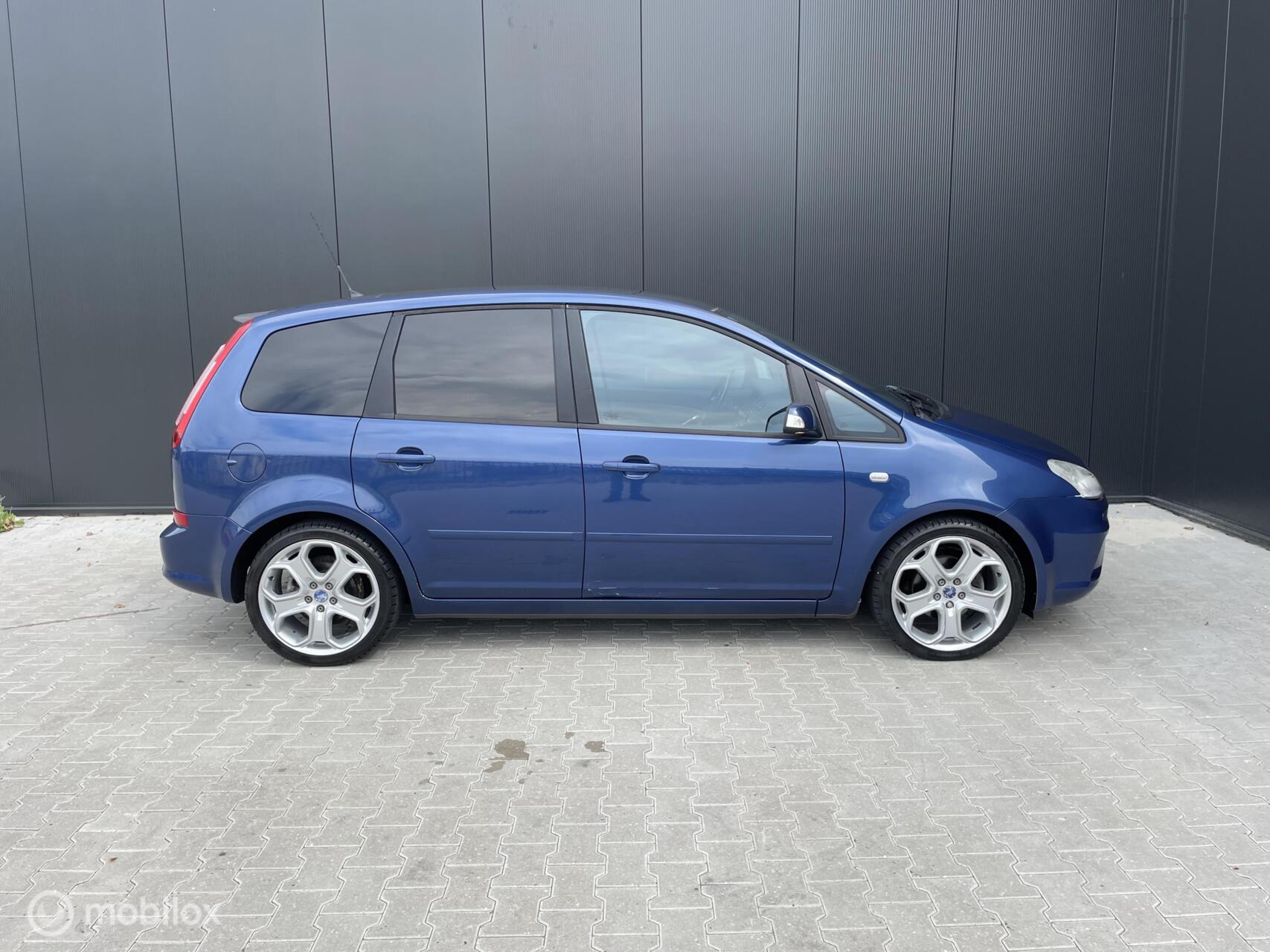 Foto van Ford Focus C-max