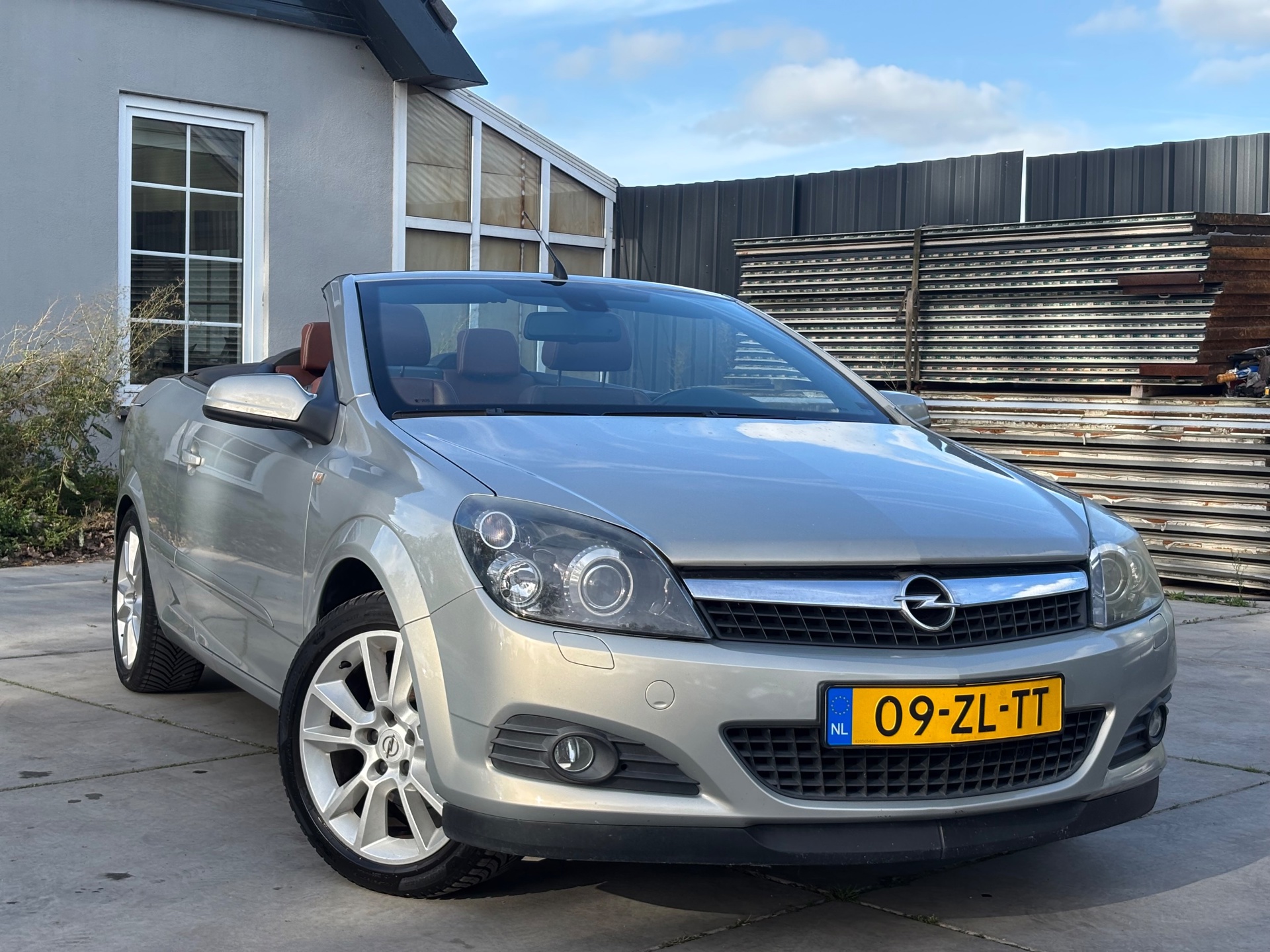 Foto van Opel Astra Twin Top