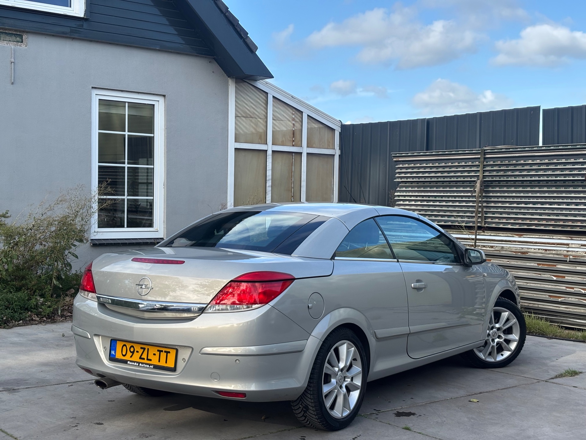 Foto van Opel Astra Twin Top