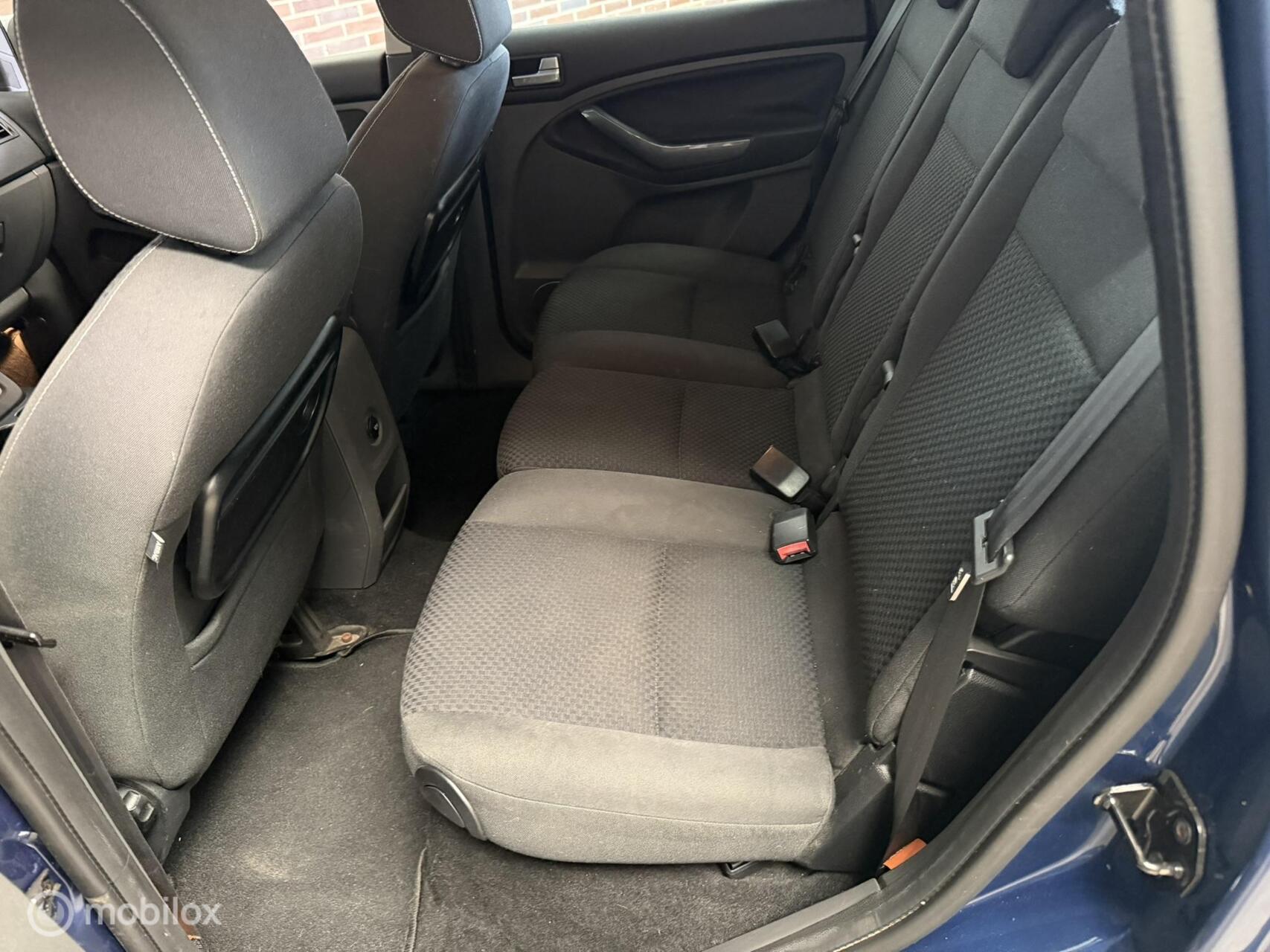 Foto van Ford C-max