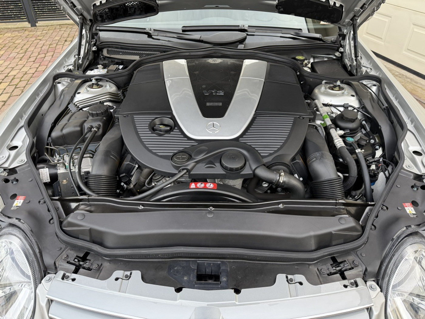 Foto van Mercedes-Benz SL 600