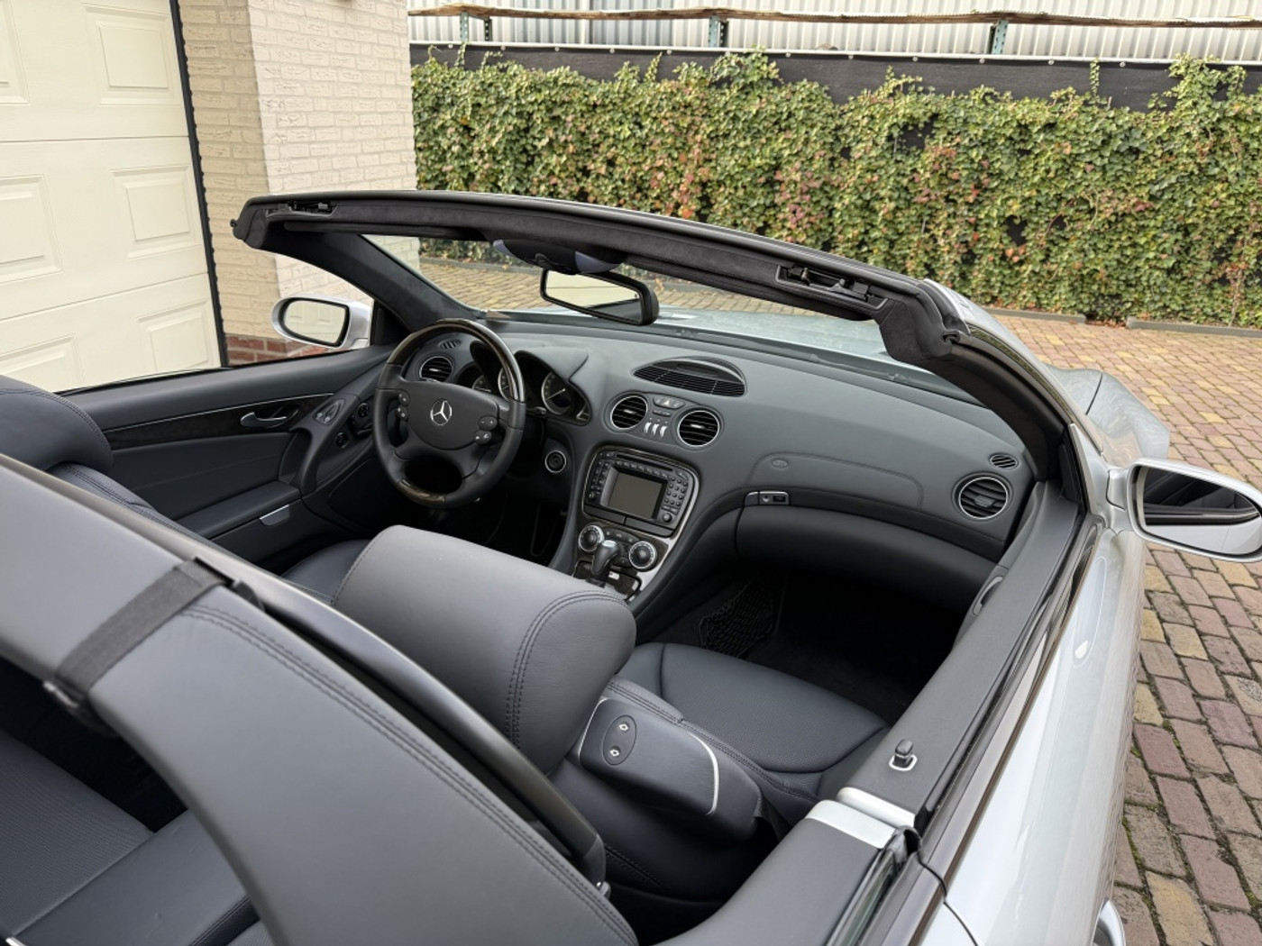 Foto van Mercedes-Benz SL 600