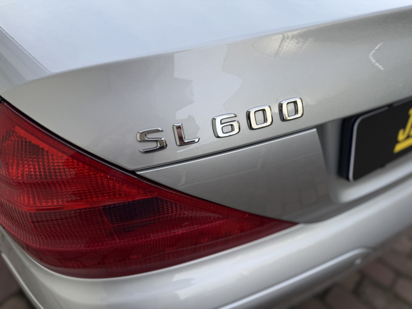 Foto van Mercedes-Benz SL 600