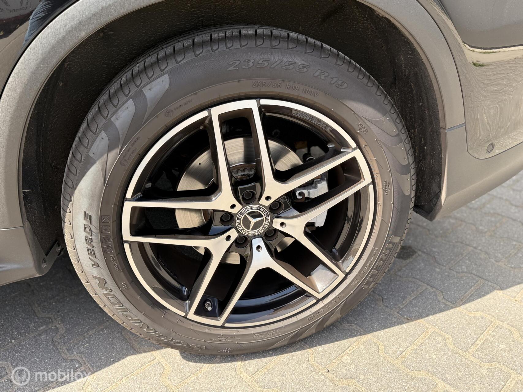 Foto van Mercedes-Benz GLC 350 D 4Matic