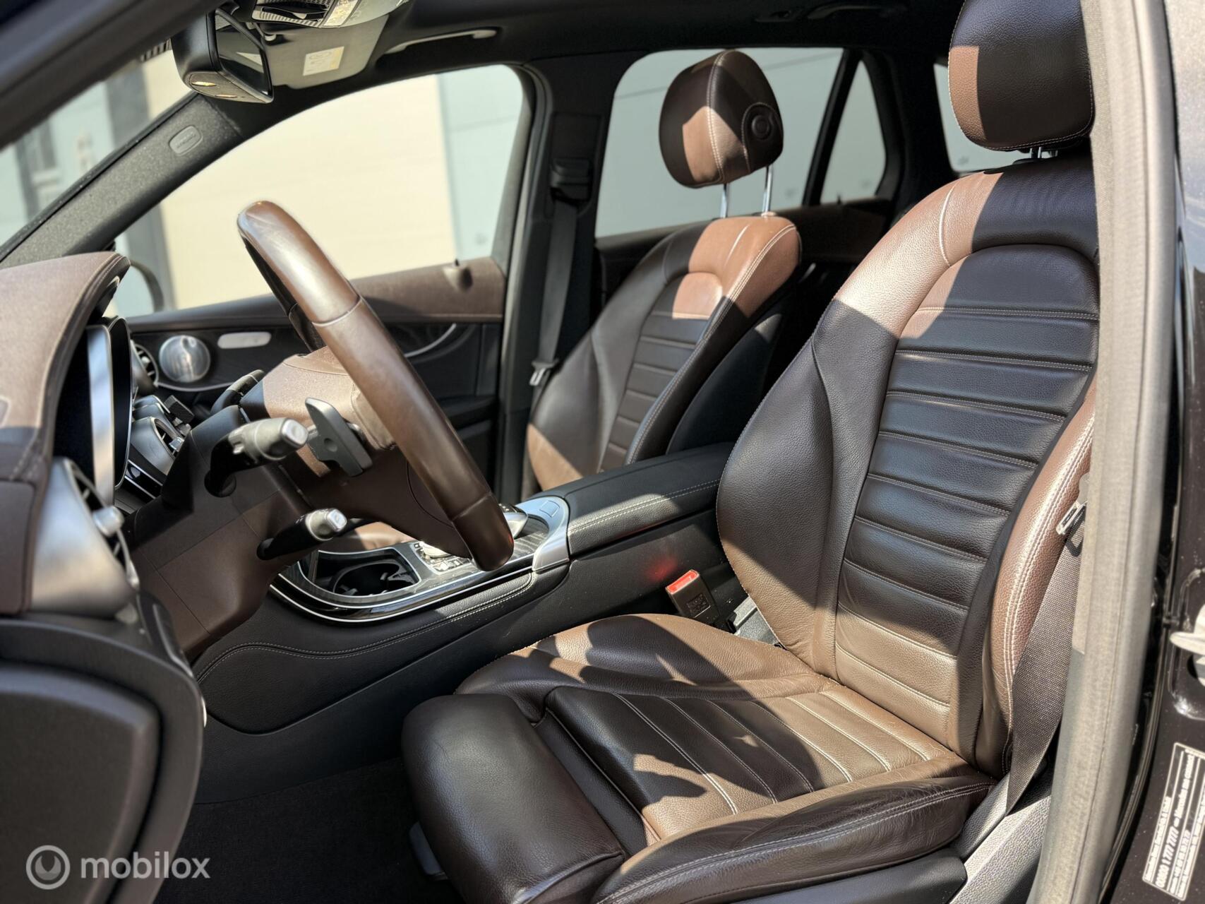 Foto van Mercedes-Benz GLC 350 D 4Matic