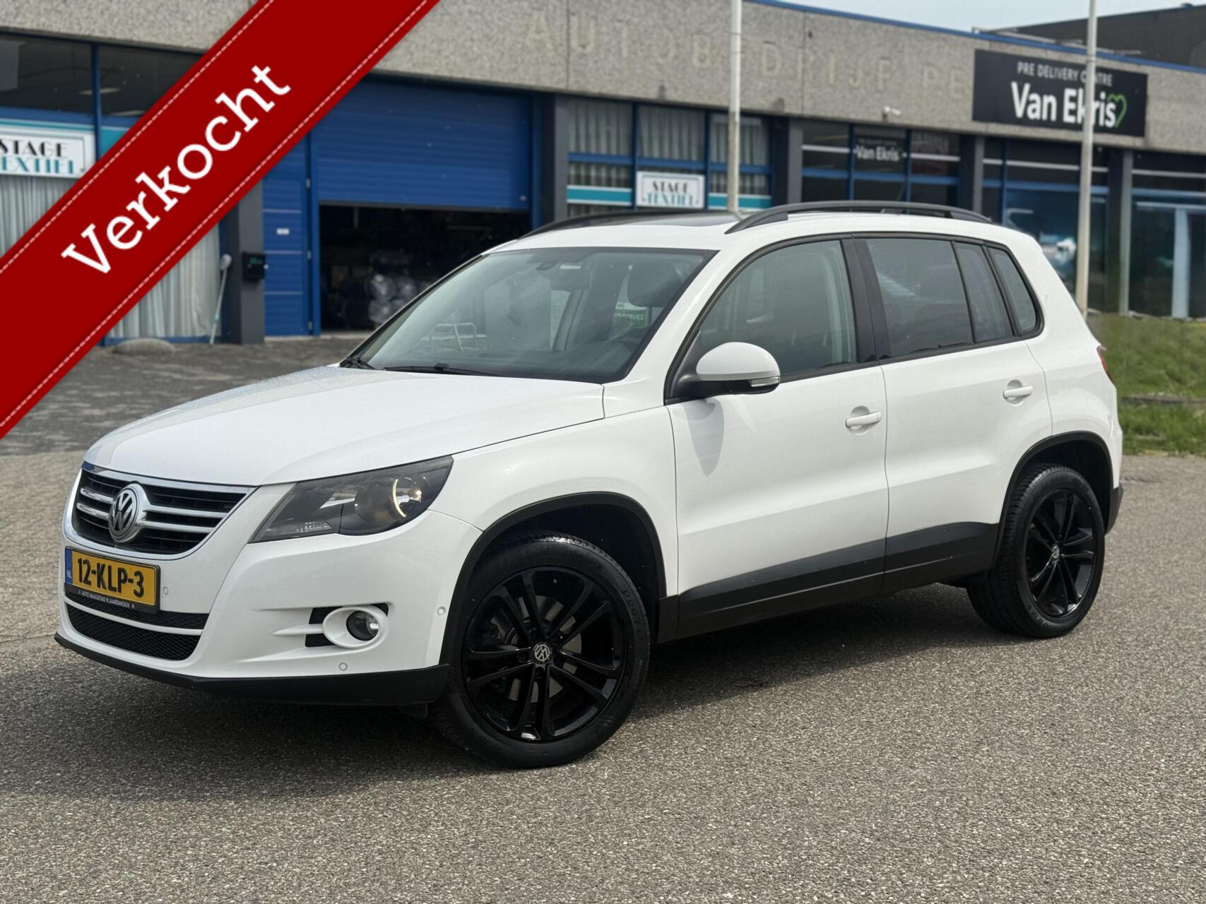 Volkswagen Tiguan 1.4 TSI 4Motion Pano Navi Trekhaak Cruise 2010 - voorkant