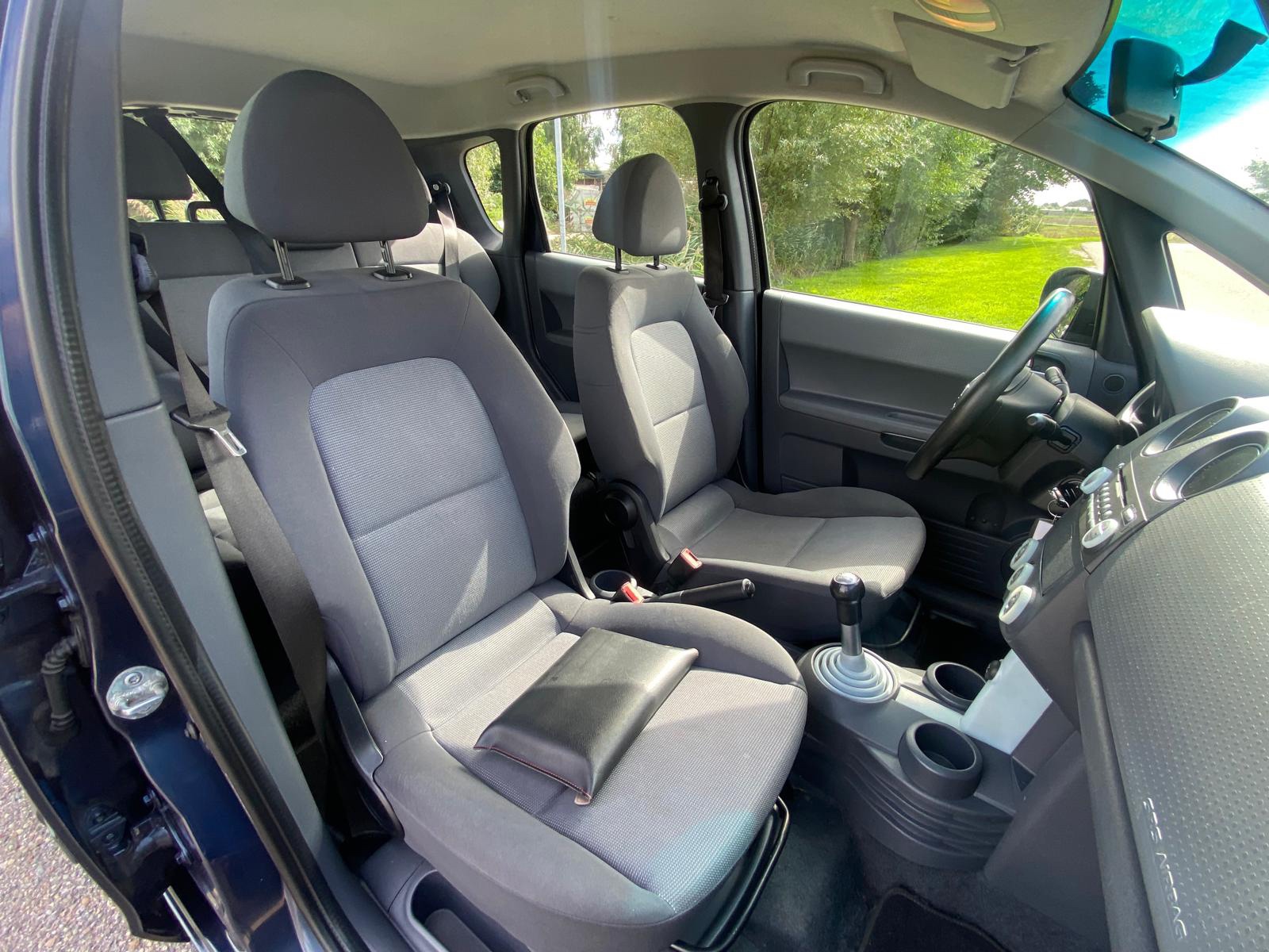 Foto van Mitsubishi Mitsubishi Colt