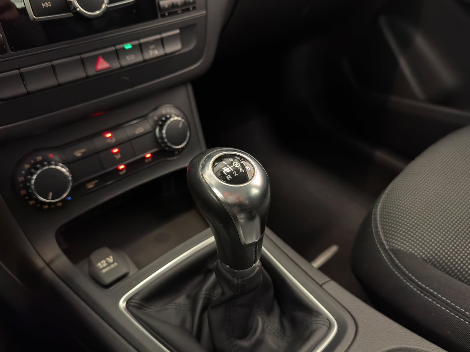 Foto van Mercedes-Benz B 180