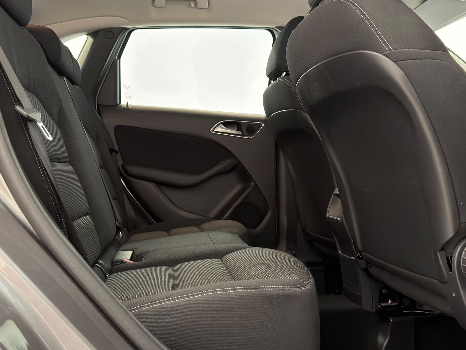 Foto van Mercedes-Benz B 180