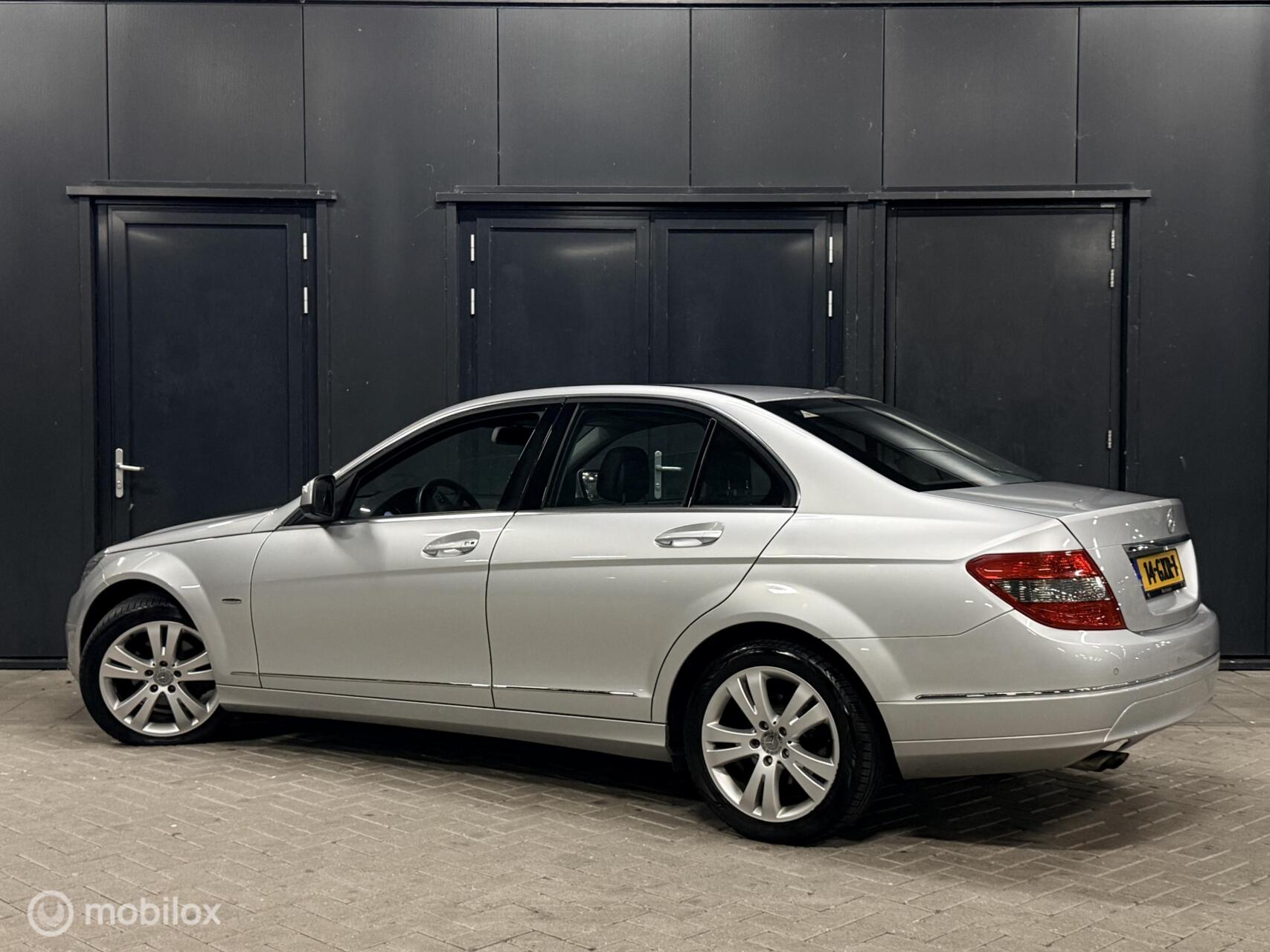Foto van Mercedes-Benz C 180 Kompressor