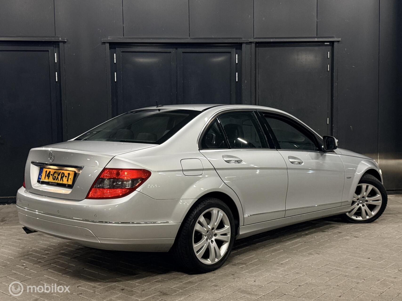 Foto van Mercedes-Benz C 180 Kompressor