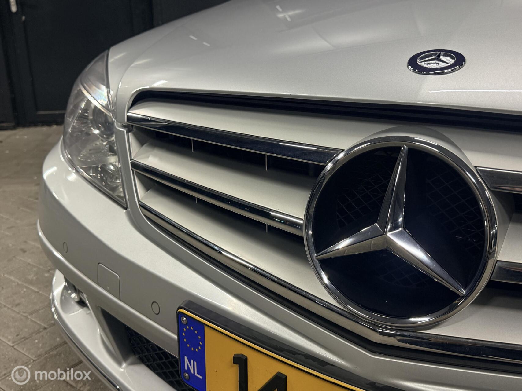 Foto van Mercedes-Benz C 180 Kompressor