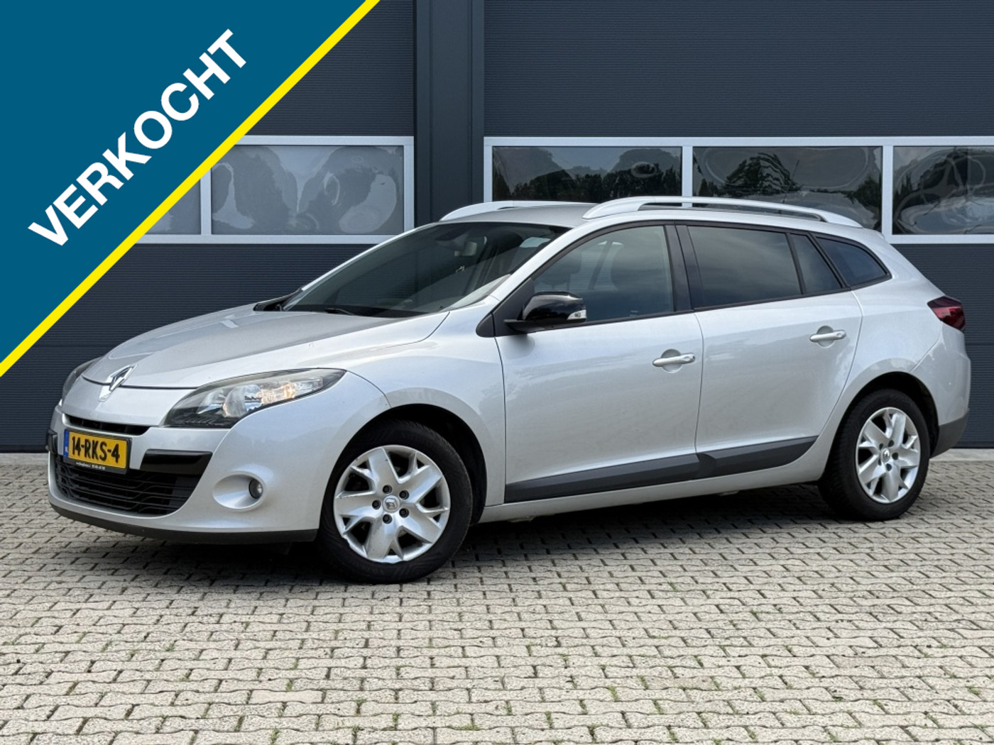 Renault Megane 1.6 Parisienne 2011 - voorkant