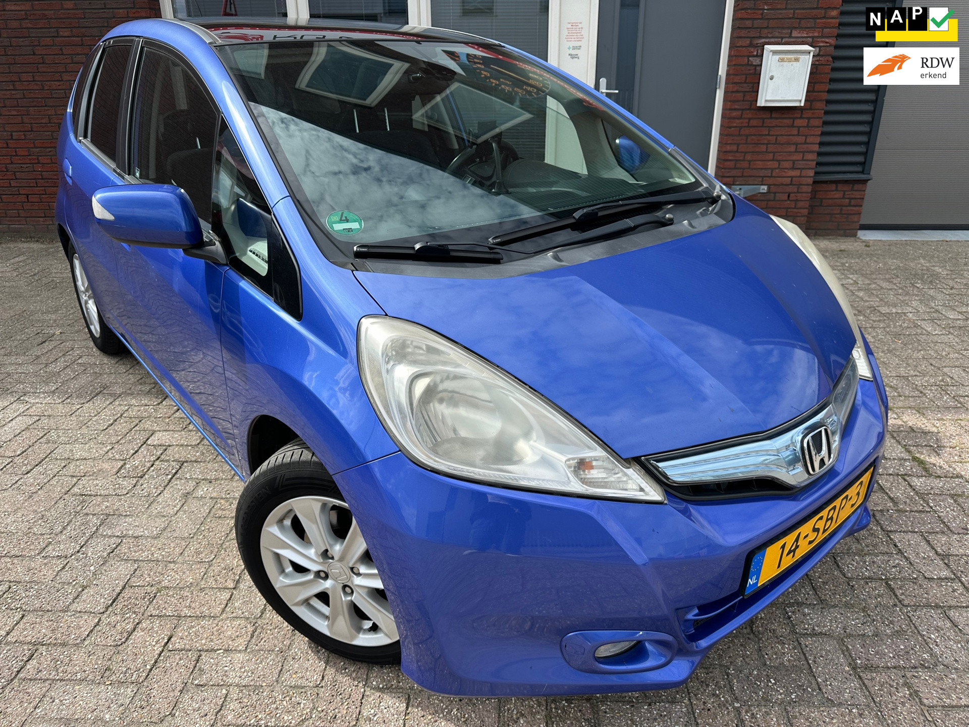 Honda Jazz Hybrid 1.4 Hybrid Elegance / Pano / Clima / Cruise / NAP / AUT 2011 - voorkant