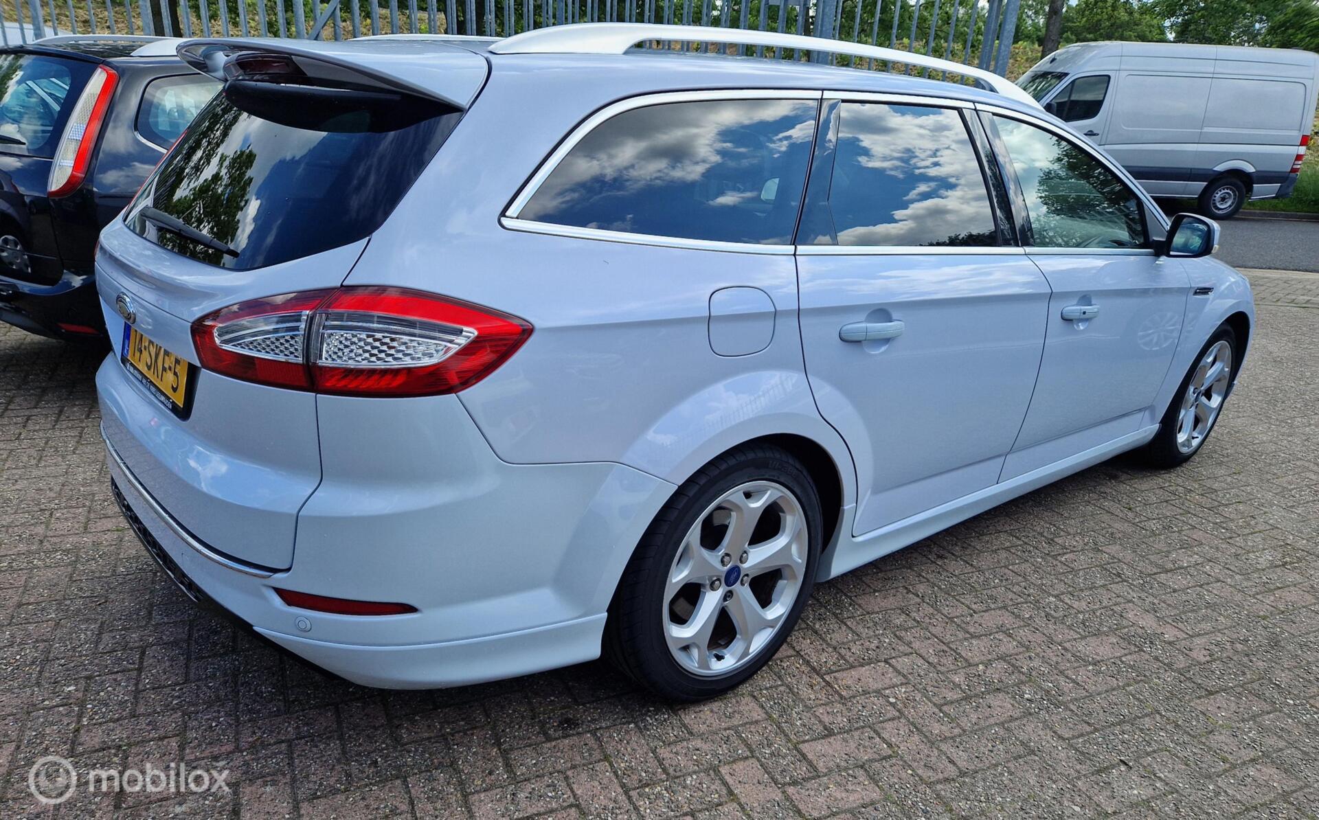 Foto van Ford Mondeo