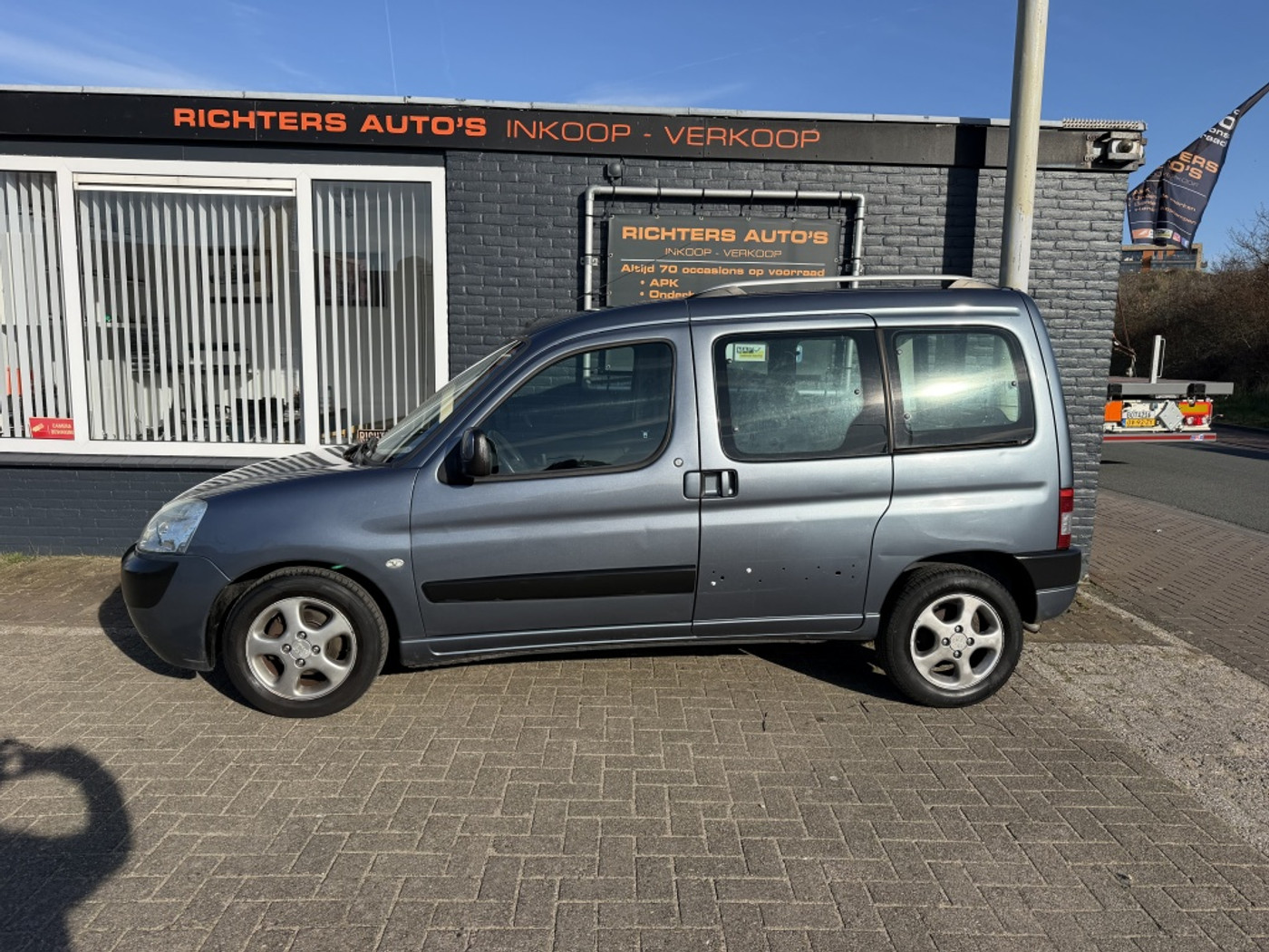Foto van Peugeot Partner