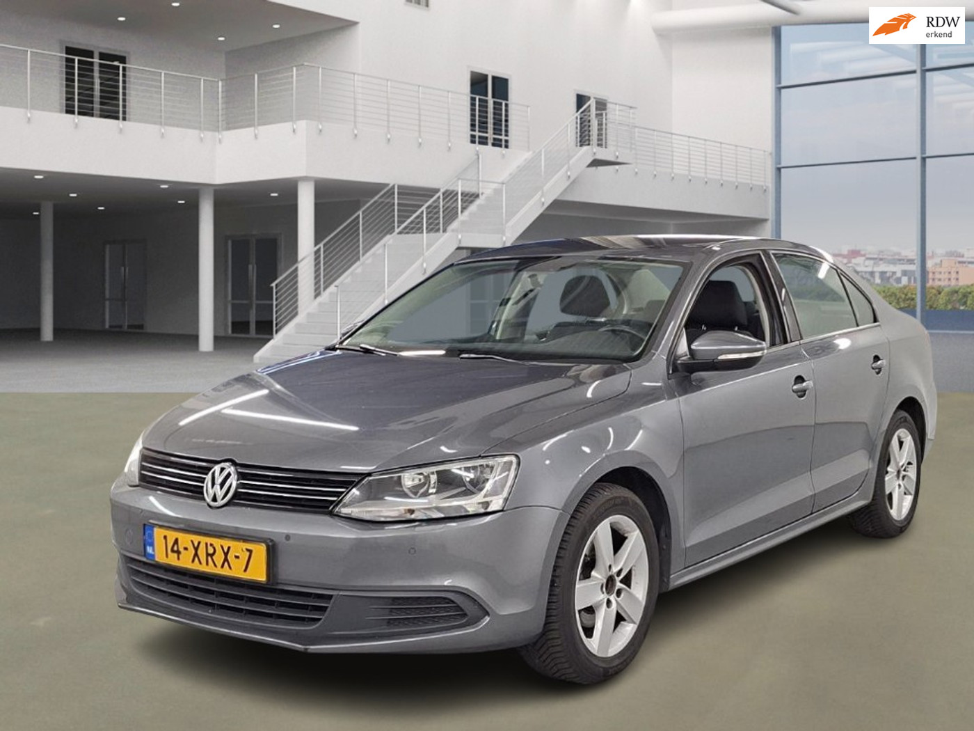 Volkswagen Jetta 1.2 TSI Comfortline NAVI PSENSOR CRUISE TREKHAAK 2 X SLEUTELS 2011 - voorkant