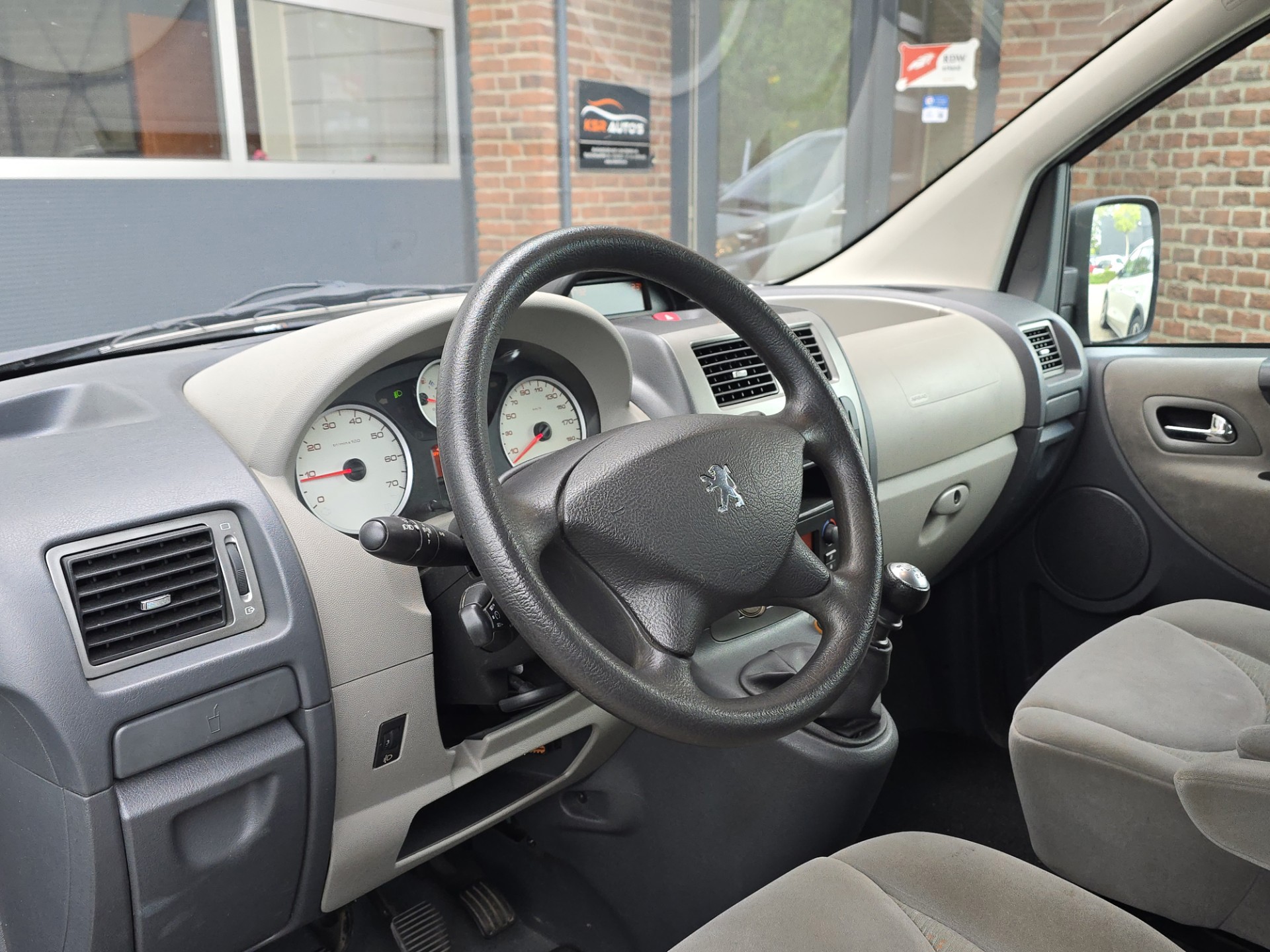 Foto van Peugeot Expert