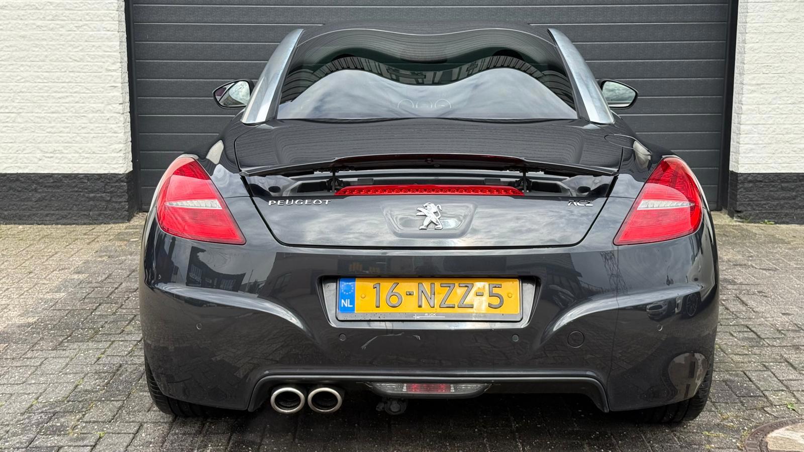 Foto van Peugeot RCZ