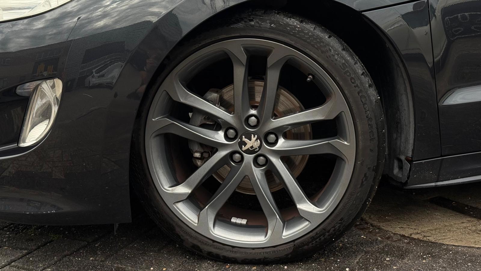 Foto van Peugeot RCZ