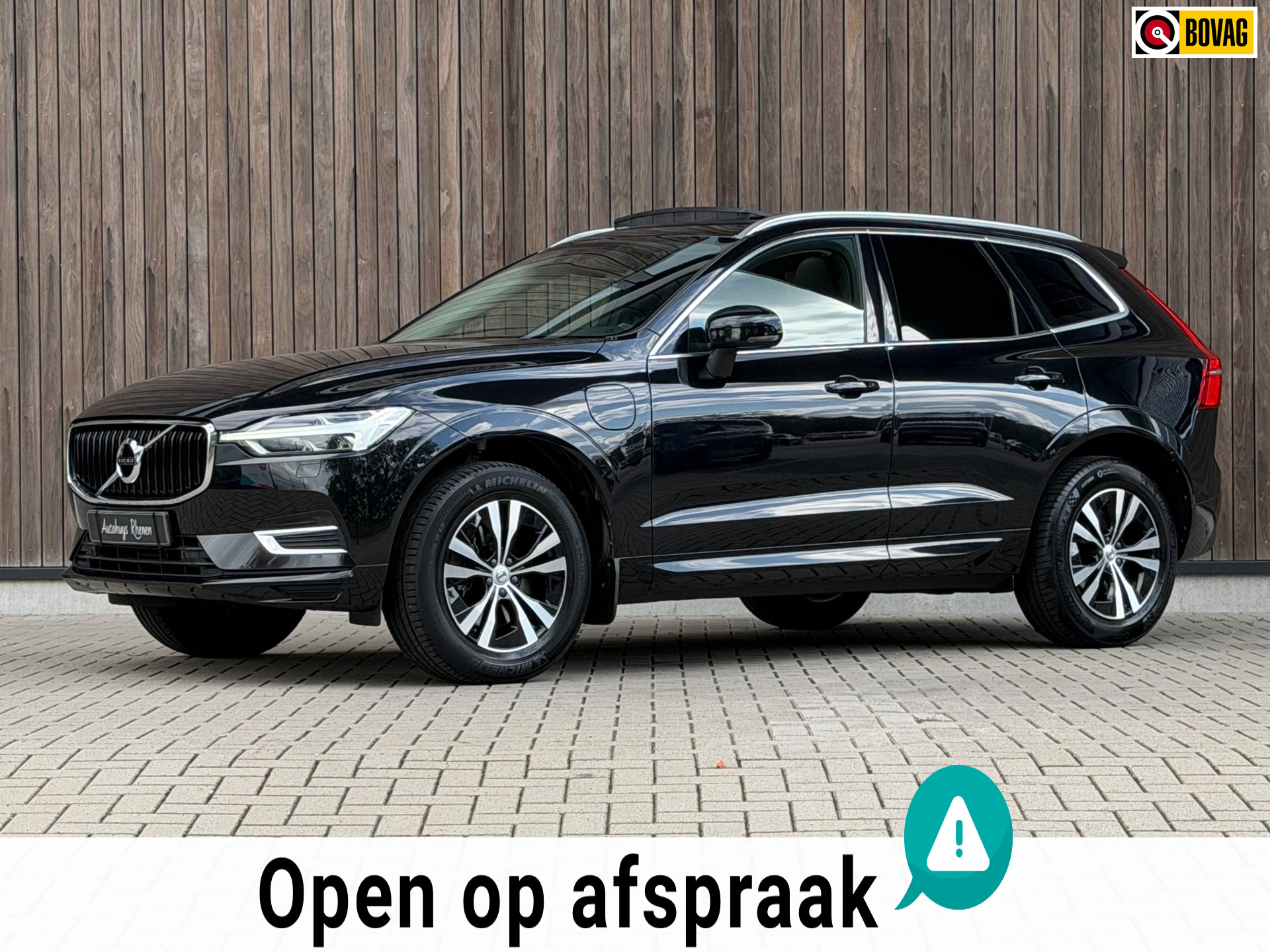 Volvo Xc60 T8 Twin Engine 2.0 T8 Twin Engine AWD Momentum / Panoramadak / 2020 - voorkant