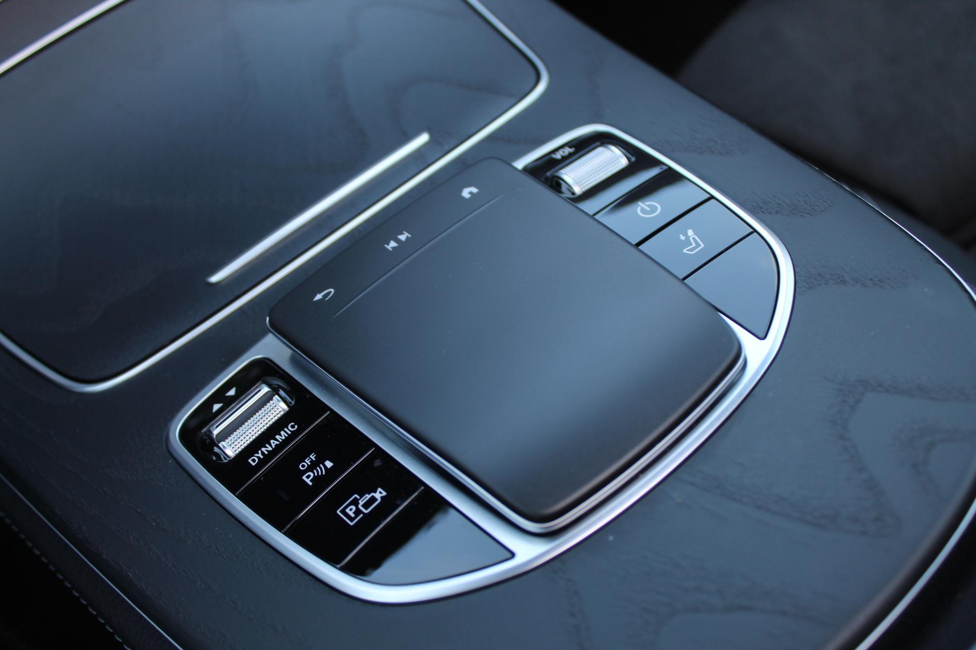 Foto van Mercedes-Benz E 300 E