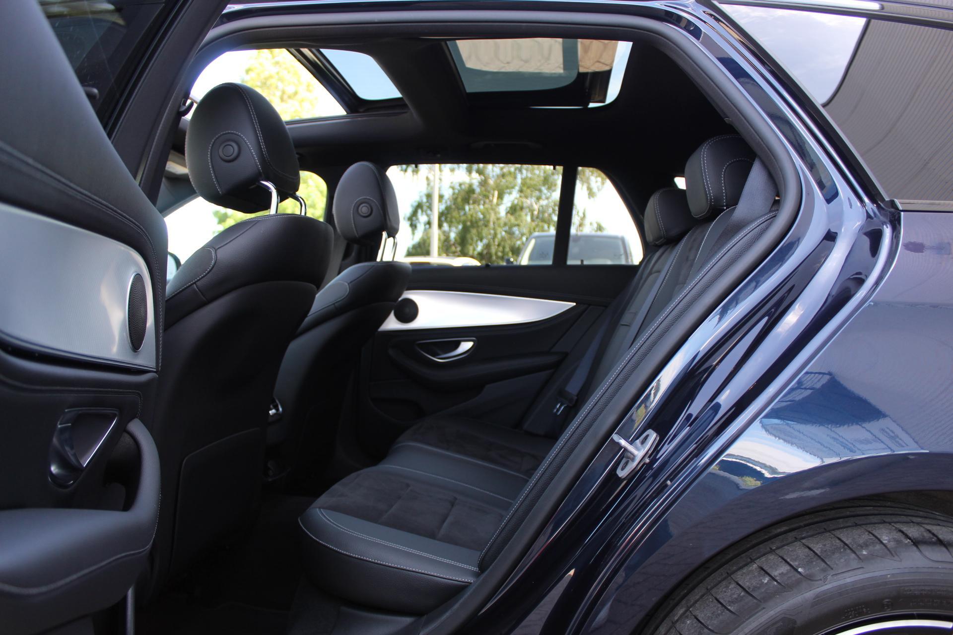Foto van Mercedes-Benz E 300 E