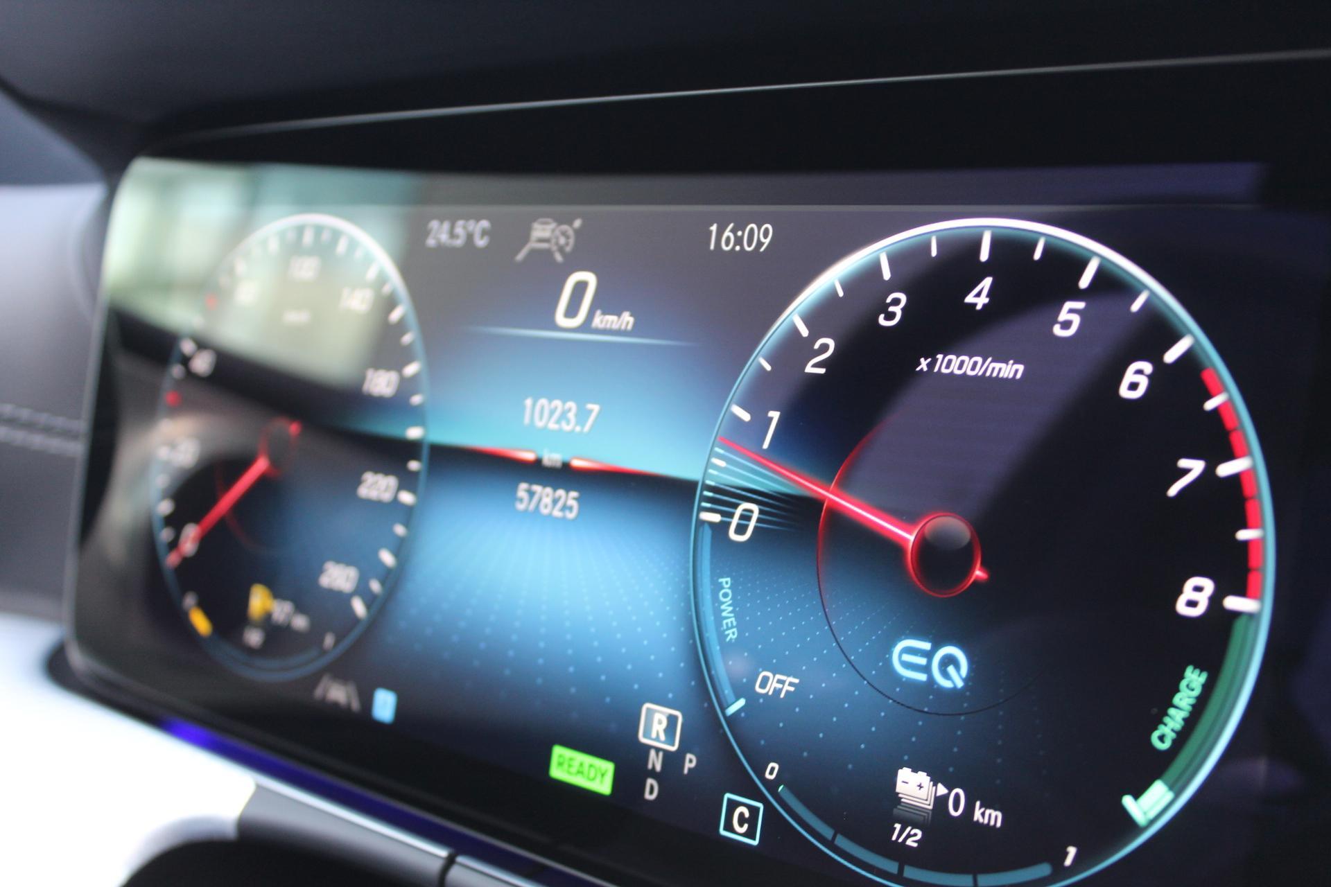 Foto van Mercedes-Benz E 300 E