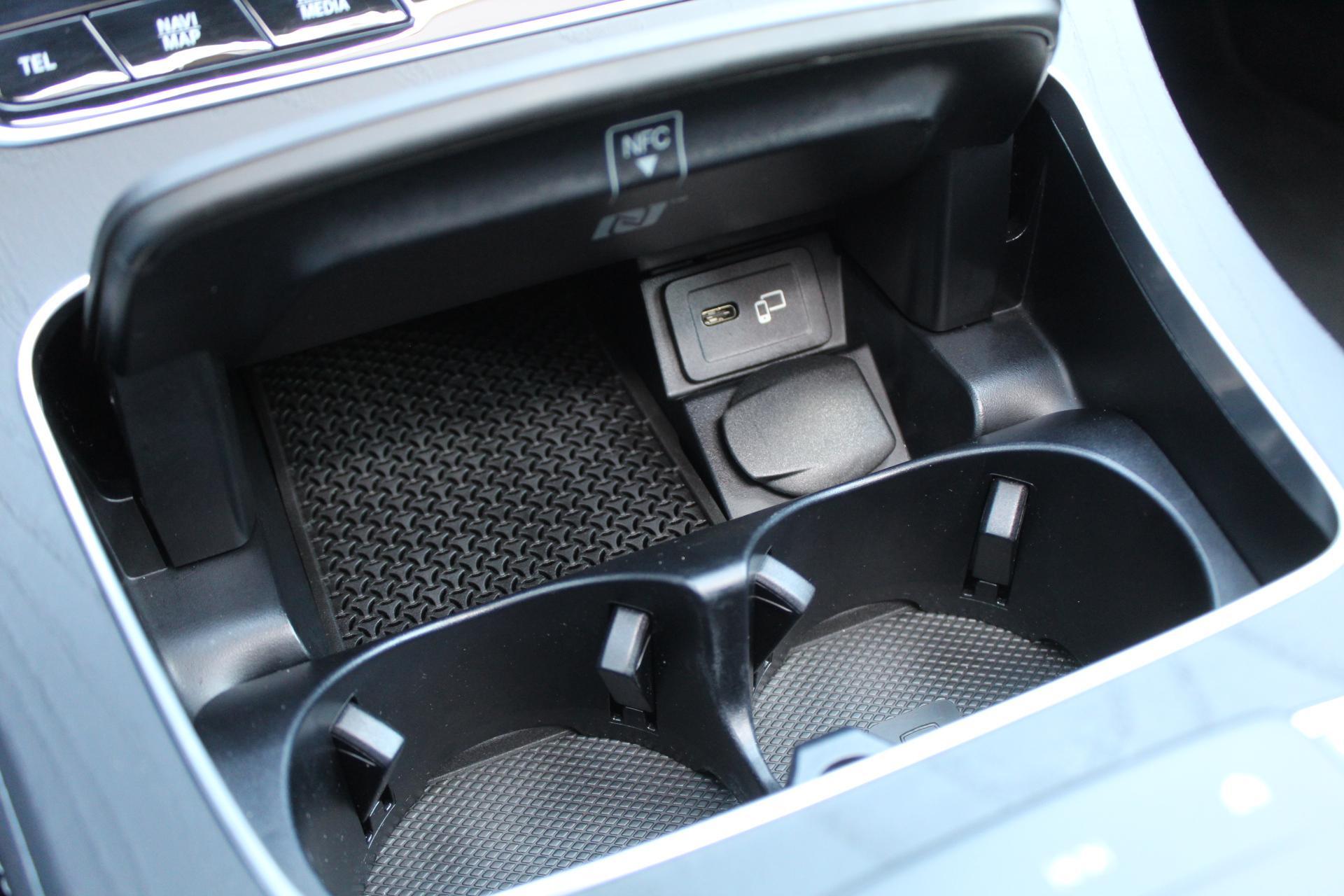 Foto van Mercedes-Benz E 300 E
