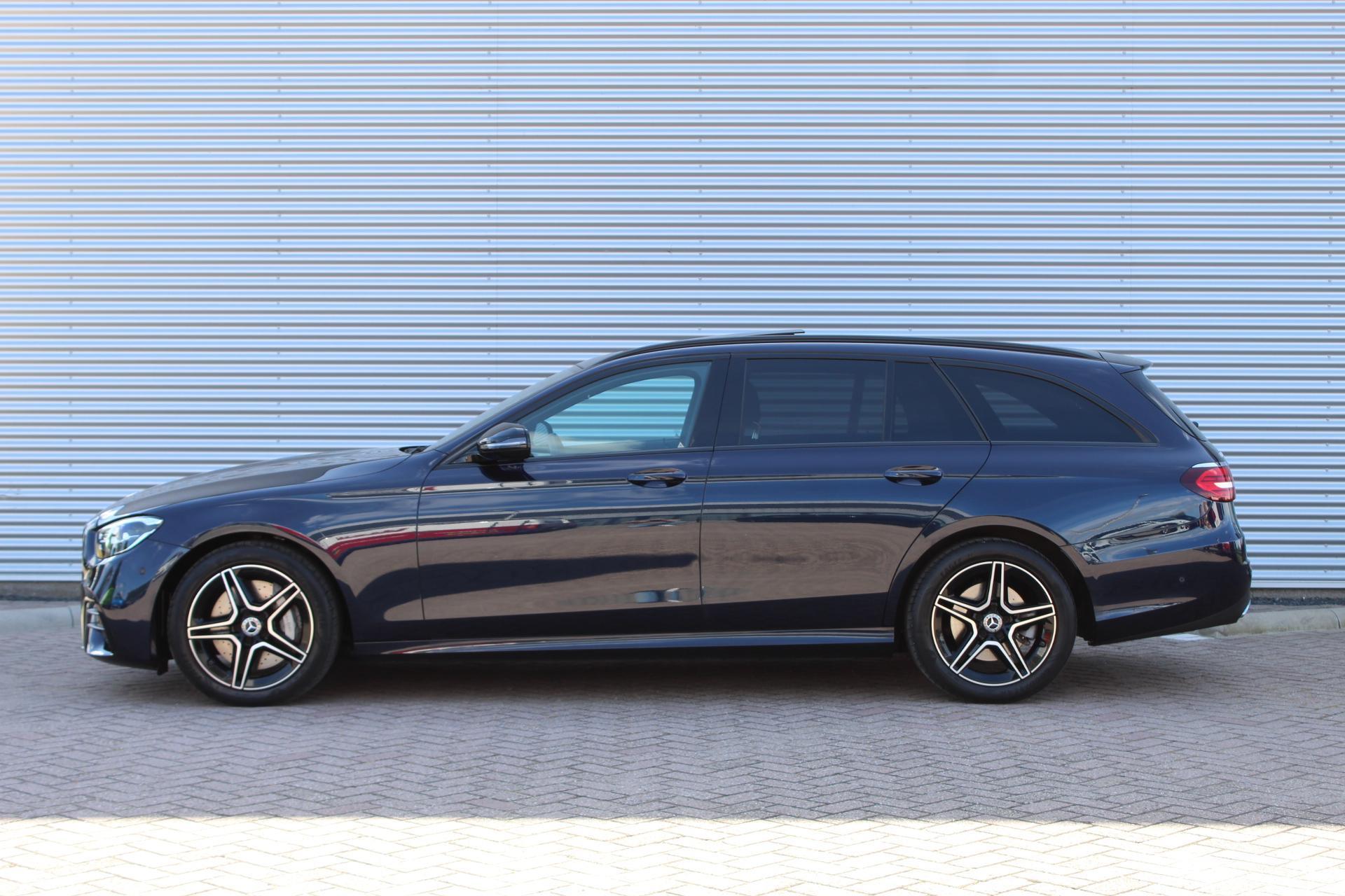 Foto van Mercedes-Benz E 300 E