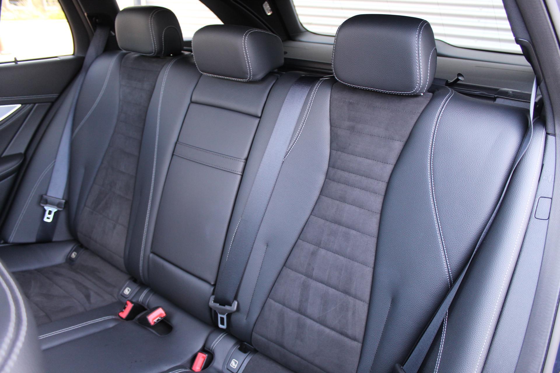 Foto van Mercedes-Benz E 300 E