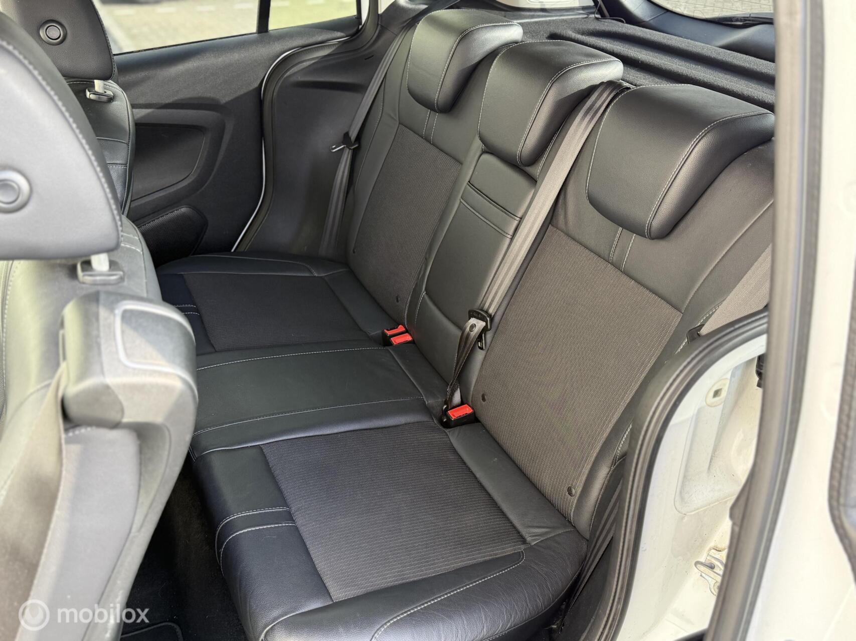Foto van Ford B-max