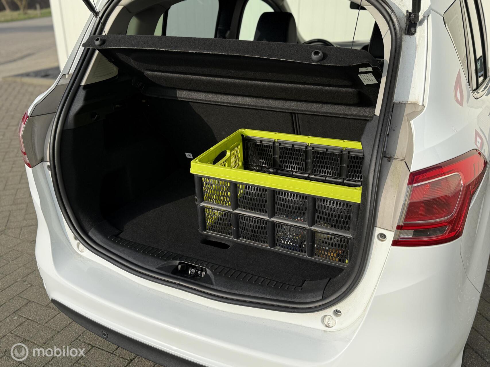 Foto van Ford B-max
