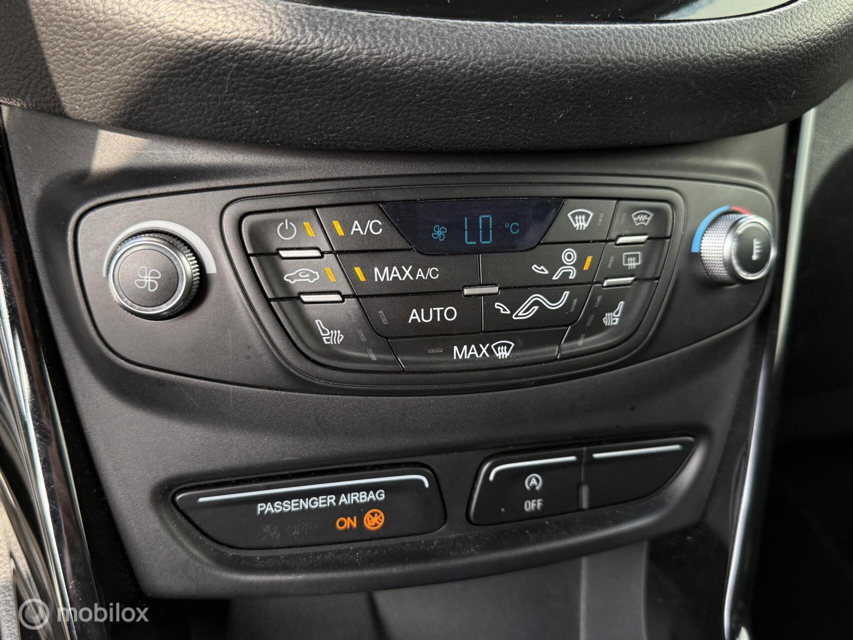 Foto van Ford B-max