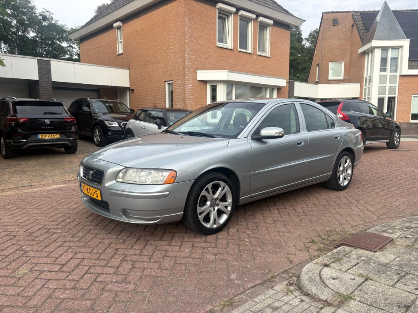Volvo S60 2.4D Drivers Edition I Volledig aantoonbaar onderhoud 2009 - voorkant