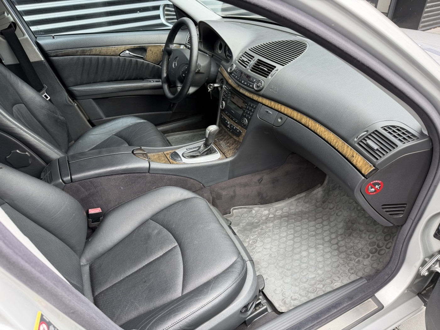 Foto van Mercedes-Benz E 240