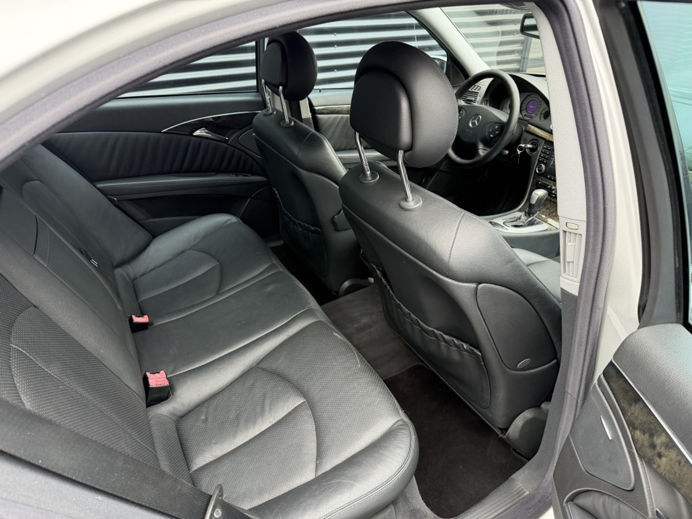 Foto van Mercedes-Benz E 240