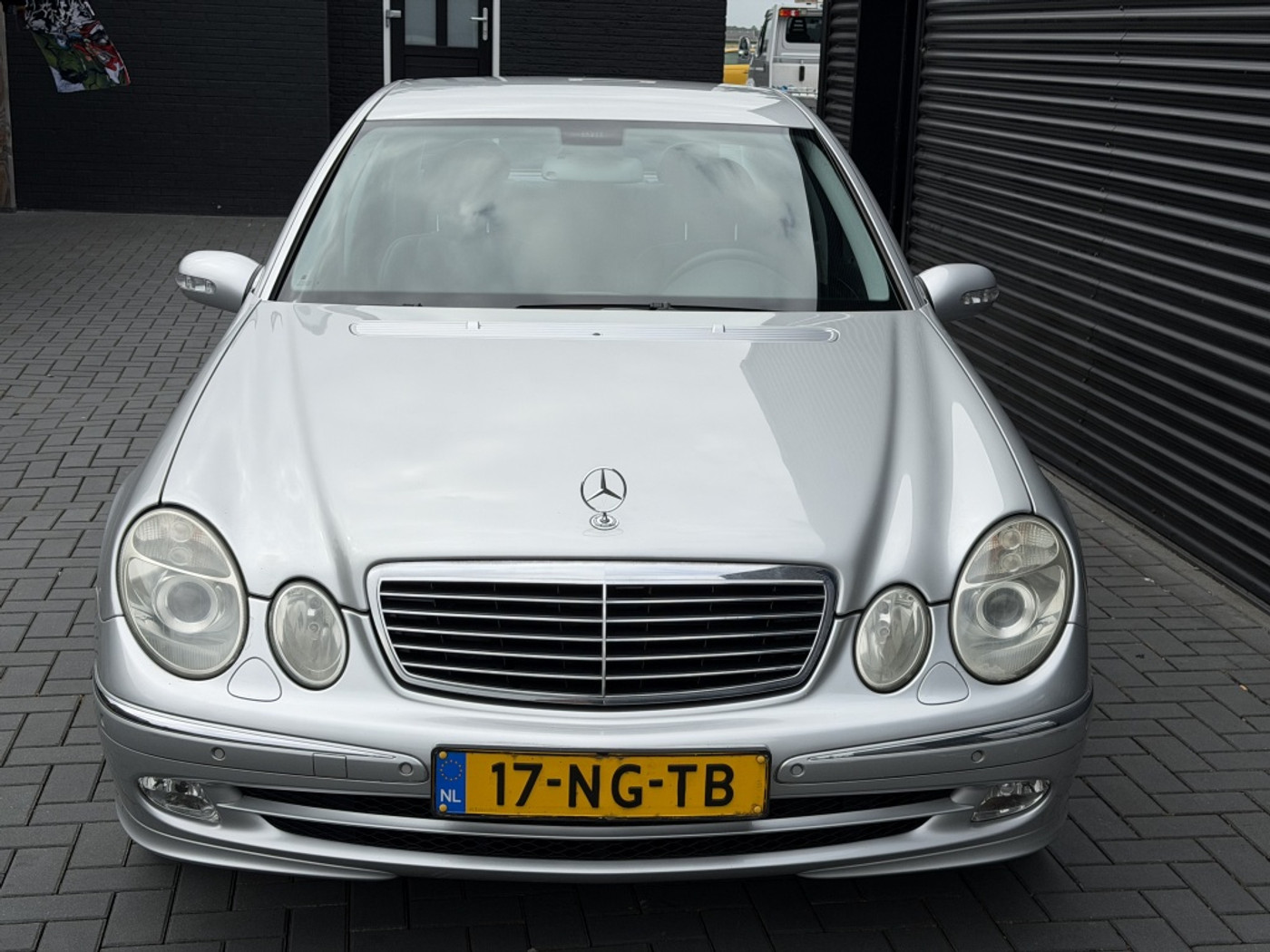 Foto van Mercedes-Benz E 240