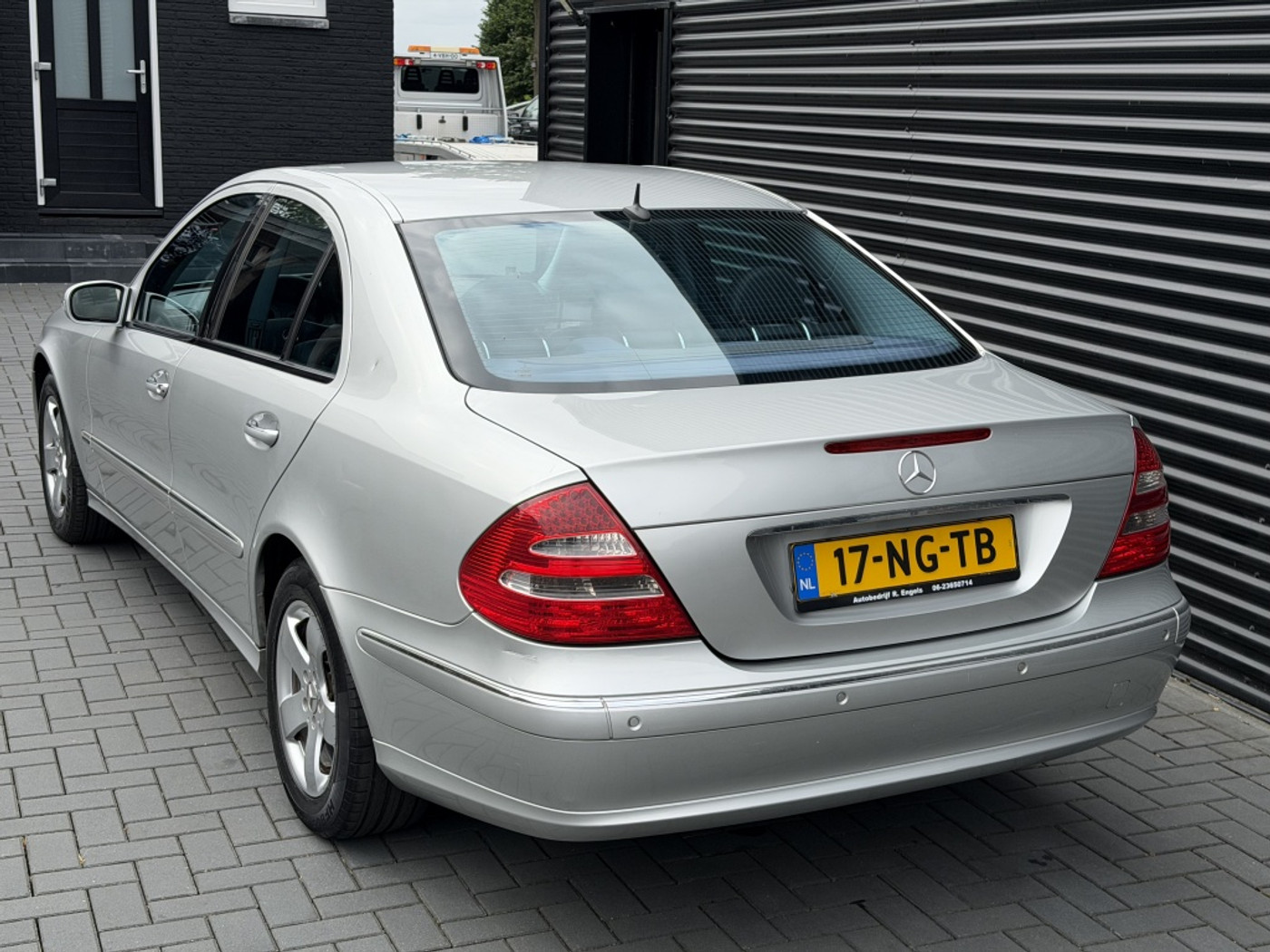 Foto van Mercedes-Benz E 240