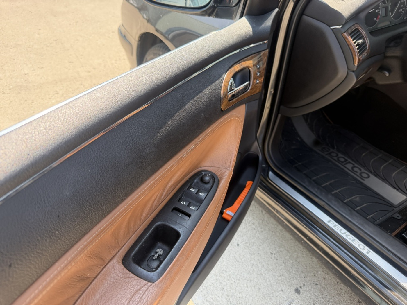 Foto van Peugeot 607