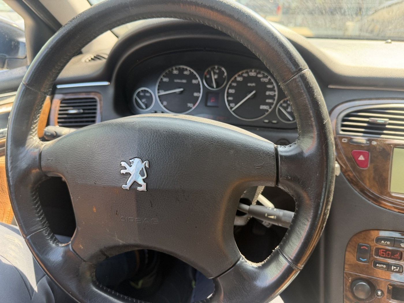 Foto van Peugeot 607