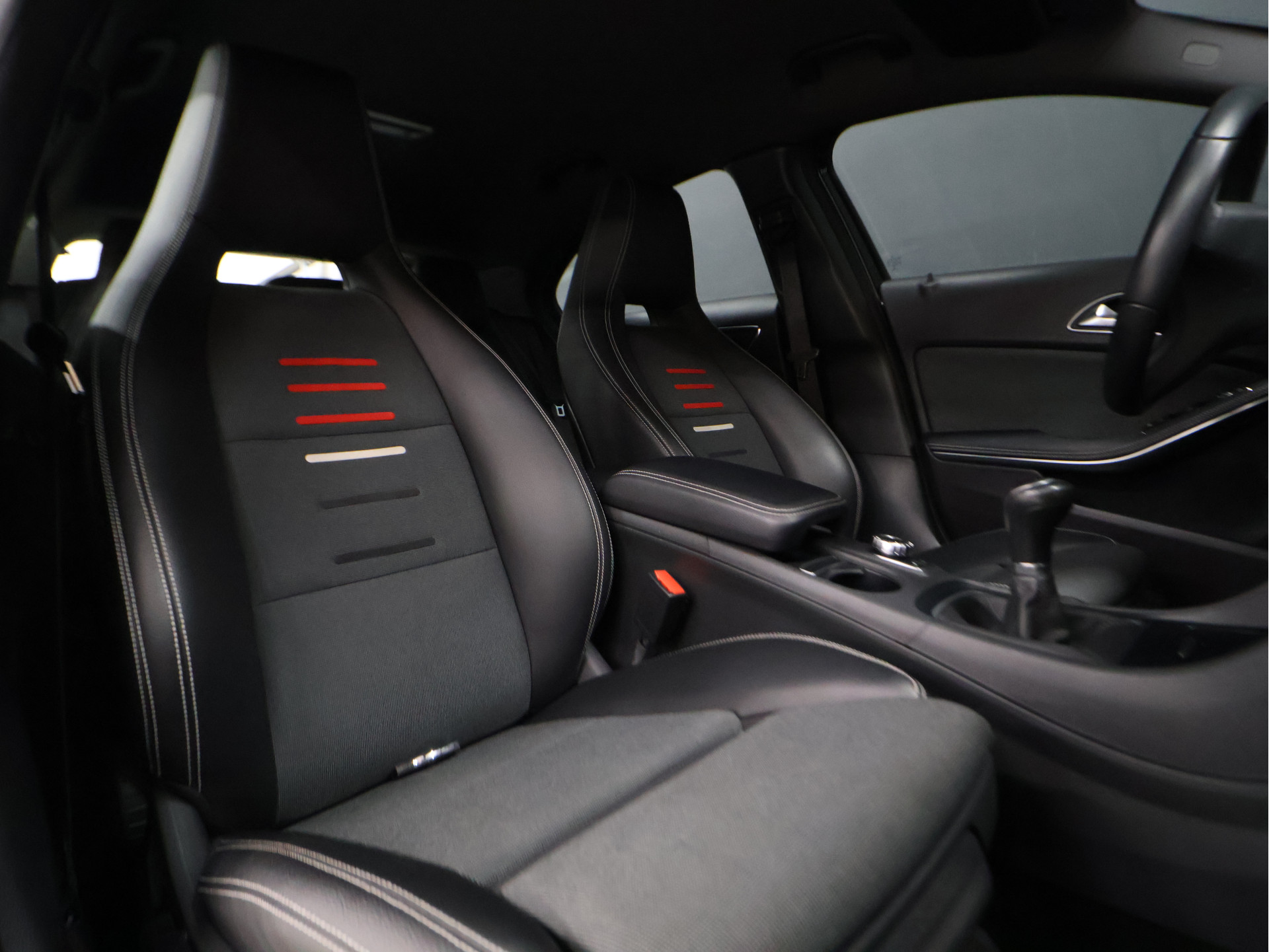 Foto van Mercedes-Benz A 180