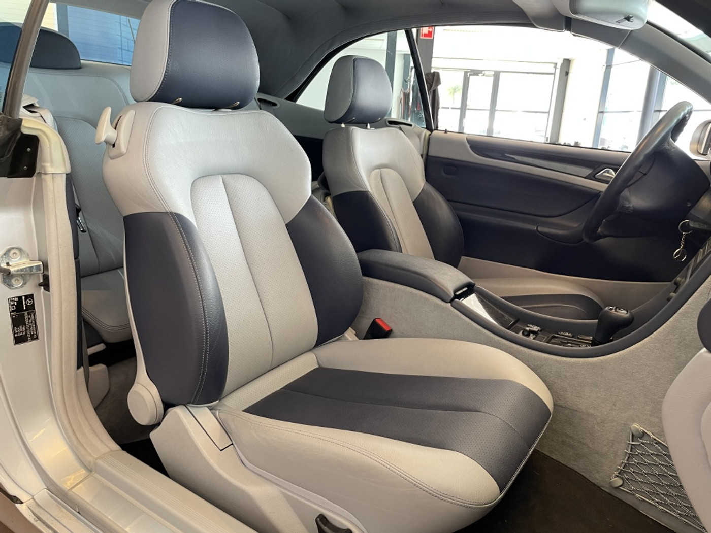Foto van Mercedes-Benz CLK 200