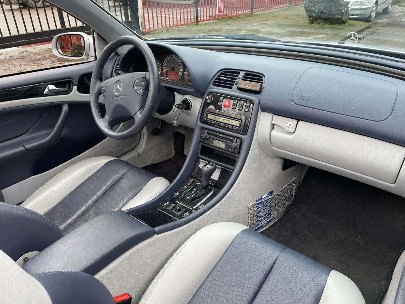 Foto van Mercedes-Benz CLK 200