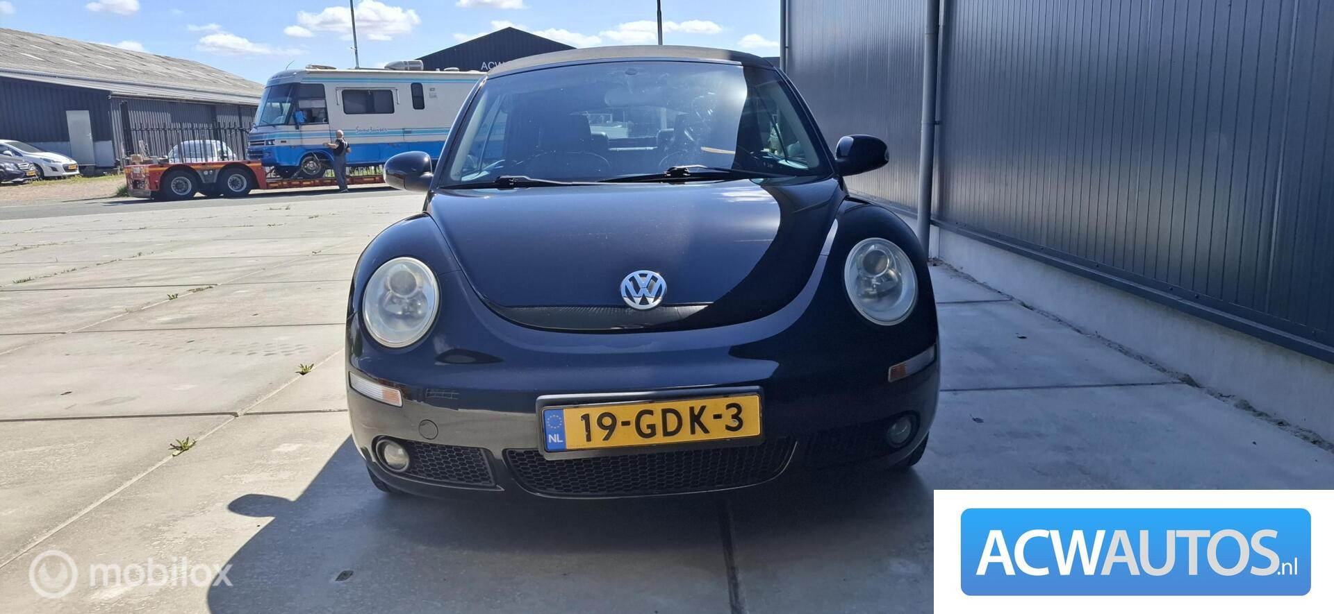 Volkswagen New Beetle Cabriolet 1.8-20V T Highline 2005 - voorkant