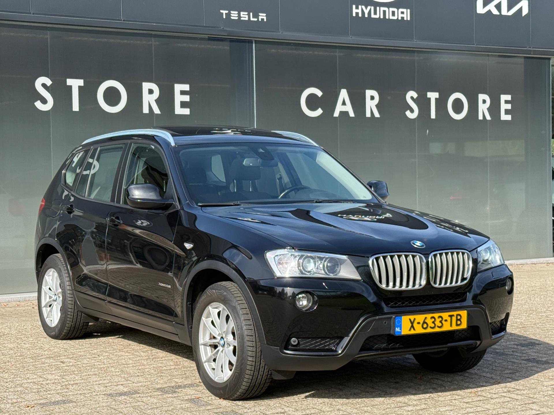Foto van BMW X3 Xdrive28i