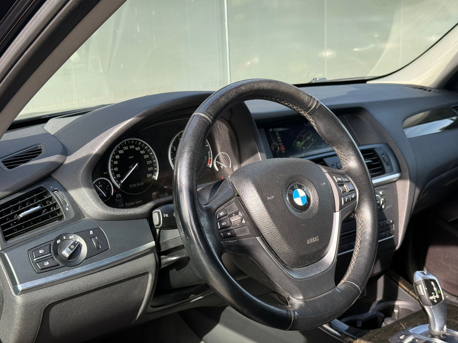 Foto van BMW X3 Xdrive28i
